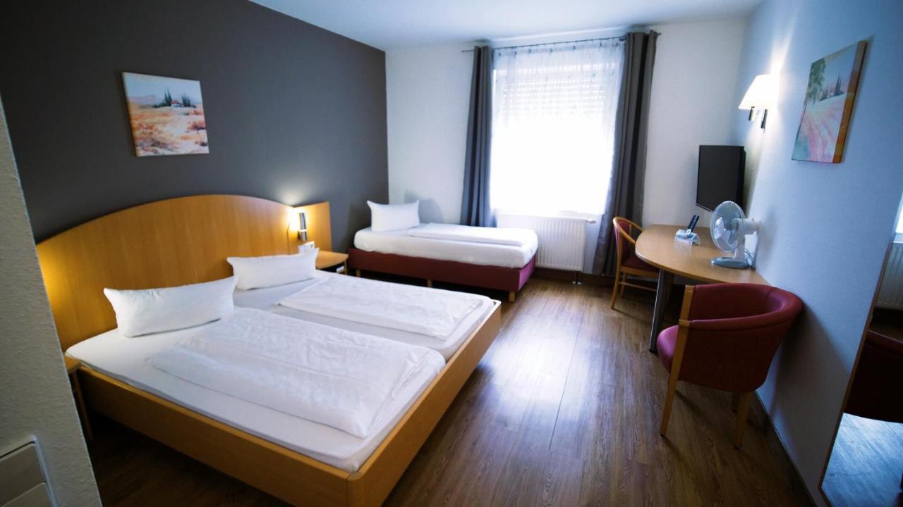 רינגסהיים Hotel Sunparc - Shuttle Zum Europa-Park Rust 4Km & Rulantica 2Km מראה חיצוני תמונה