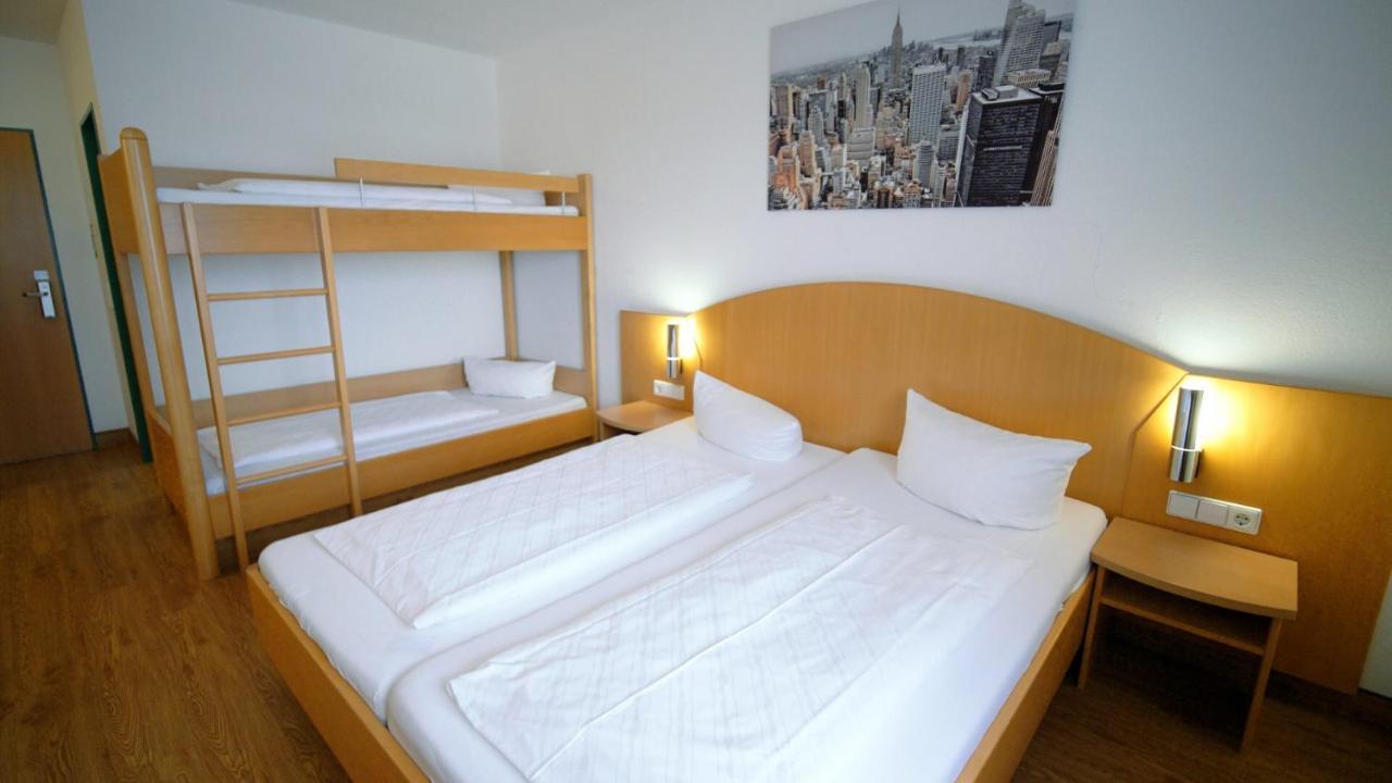 רינגסהיים Hotel Sunparc - Shuttle Zum Europa-Park Rust 4Km & Rulantica 2Km מראה חיצוני תמונה