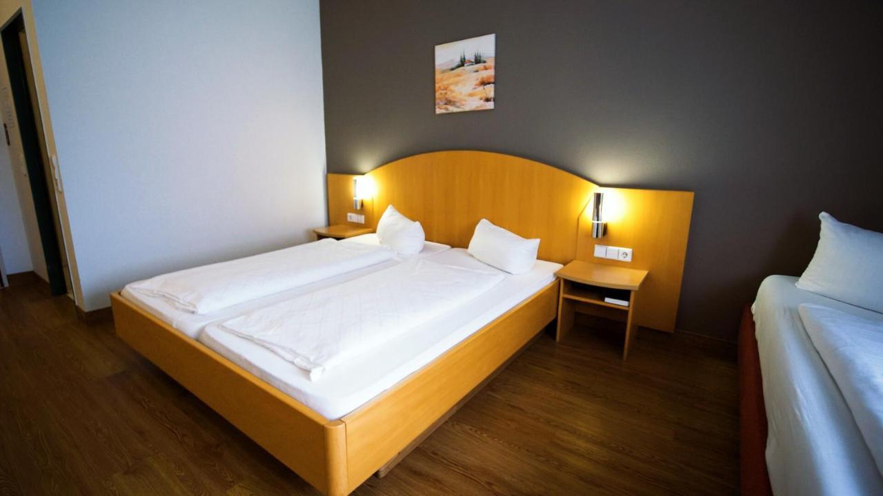 רינגסהיים Hotel Sunparc - Shuttle Zum Europa-Park Rust 4Km & Rulantica 2Km מראה חיצוני תמונה